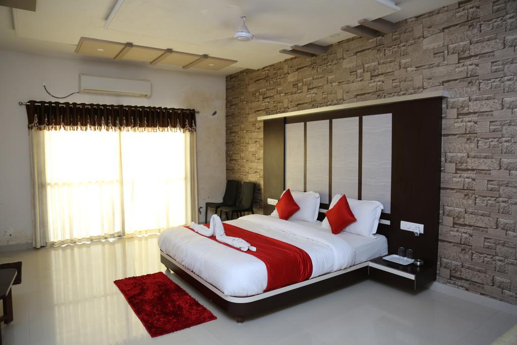 Hotel Rudra Plaza Dwārka Exteriér fotografie